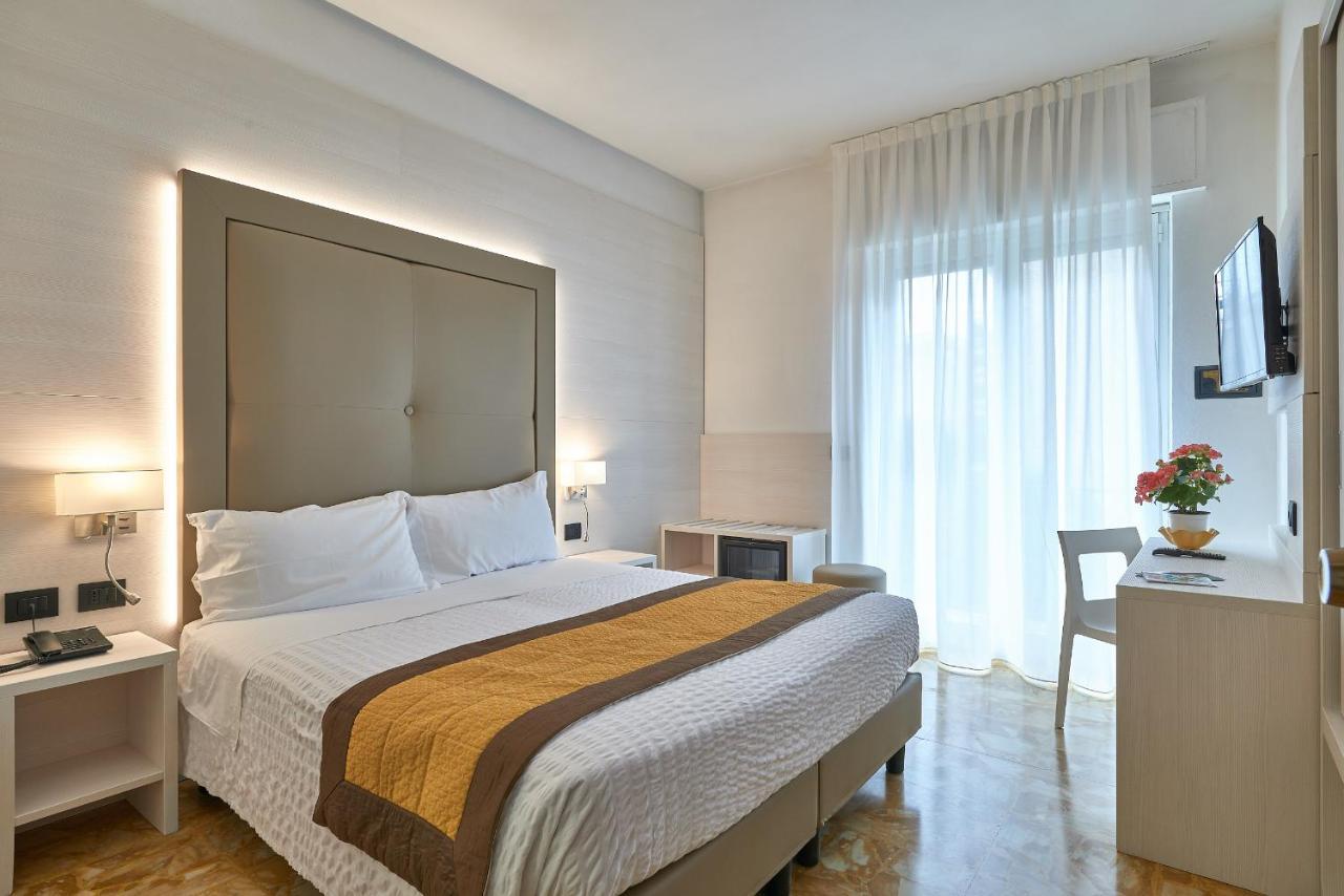 Hotel Adler Alassio Exteriér fotografie